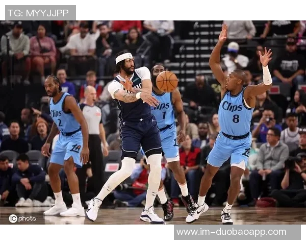 快船对手三分命中率高达429克莱爆发背后隐藏的原因分析