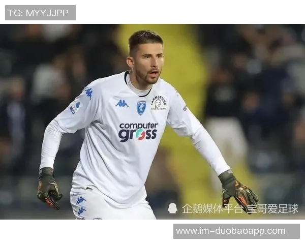 罗伯逊分析索博失误原因认为他过于自信马马尔达什维利对此表现不满 罗伯逊分析索博失误原因认为他过于自信马马尔达什维利对此表现不满